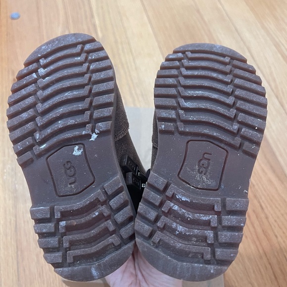 Toddler Ugg boots - Picture 4 of 5